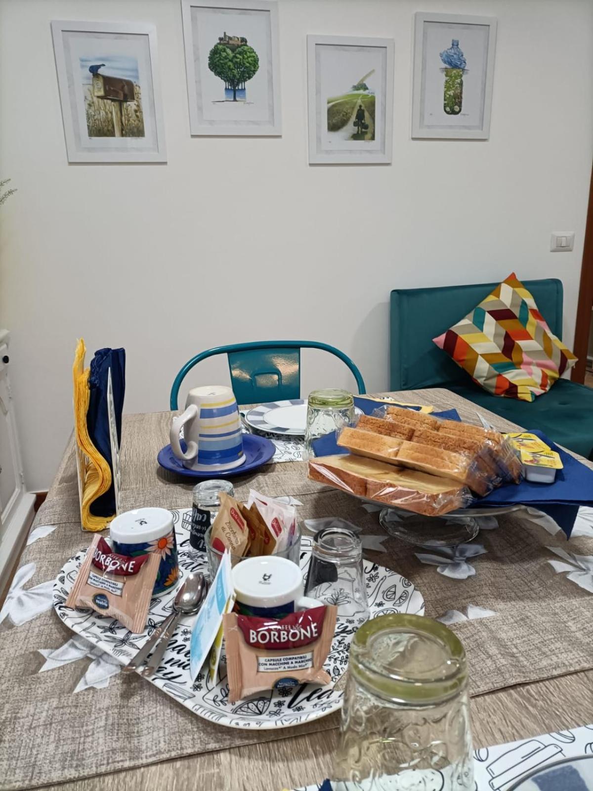 La Casina Azzurra Apartamento Montesilvano Marina Exterior foto