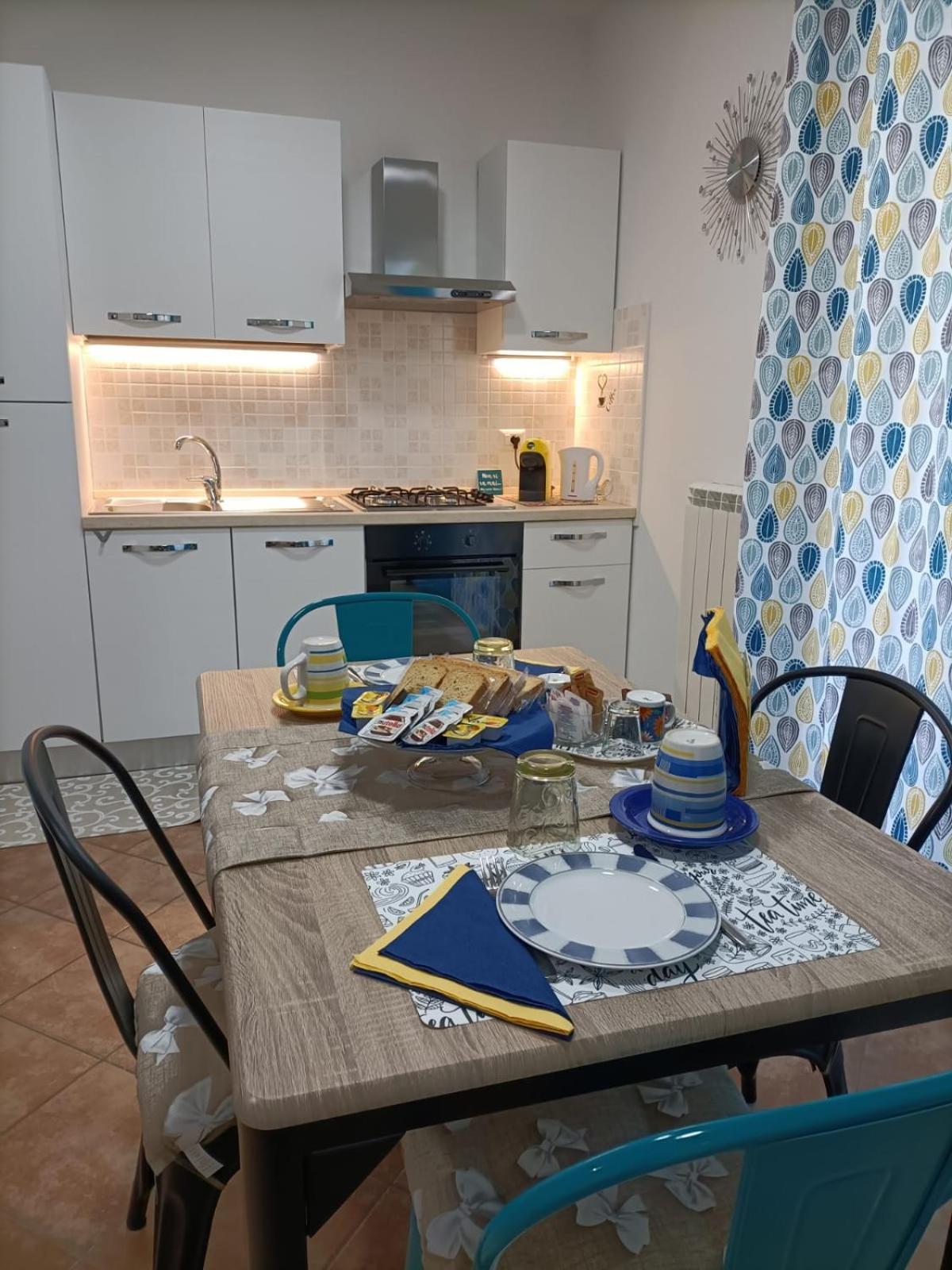 La Casina Azzurra Apartamento Montesilvano Marina Exterior foto