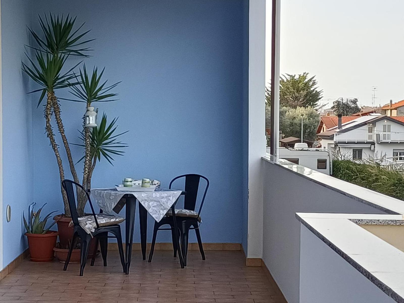 La Casina Azzurra Apartamento Montesilvano Marina Exterior foto